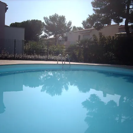 Eureka Locations Appartement *